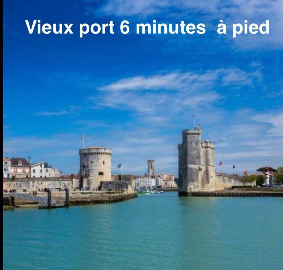 Escapade Vintage Avec Terrasse En Centre Historique Apartment La Rochelle  Bagian luar foto